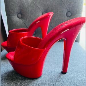 Ellie Red Platform High Heels, size 7